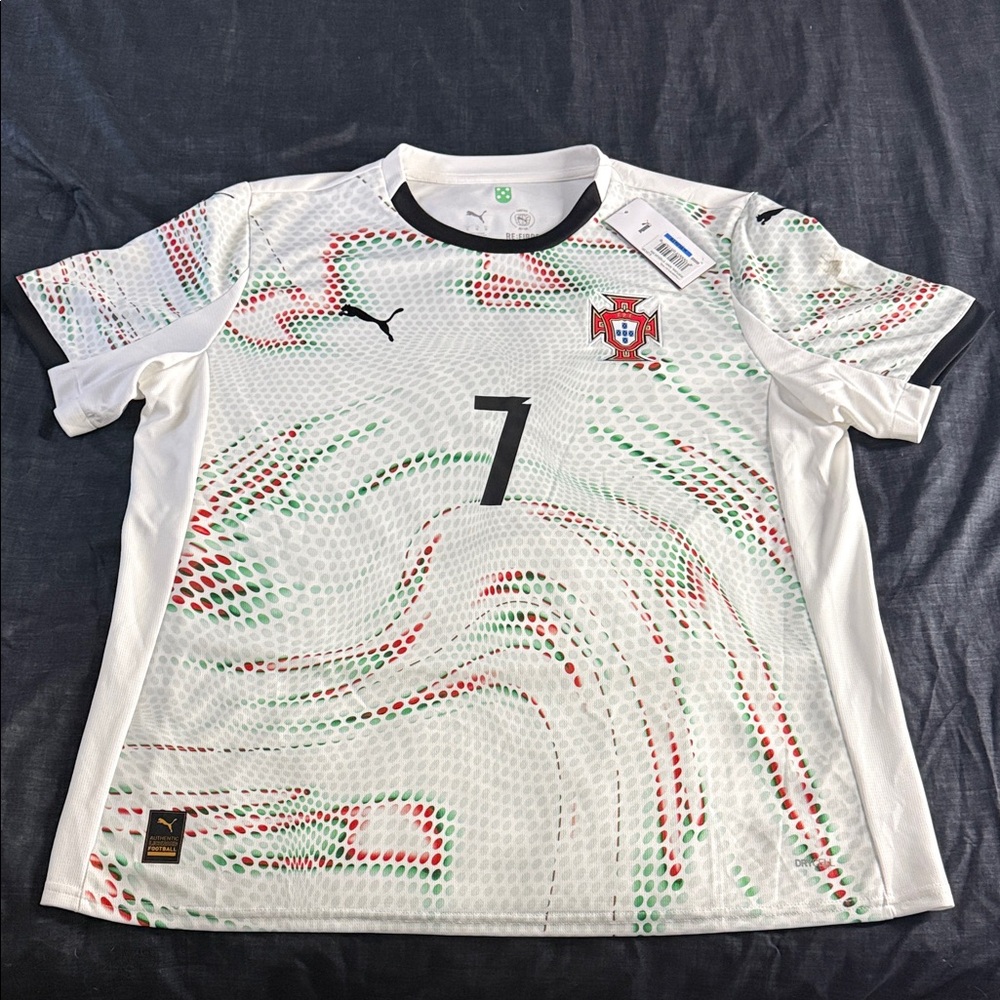 Portugal 🇵🇹 #7 Cristiano Ronaldo 2026 FIFA World Cup Away Puma Jersey - Picture 2 of 12